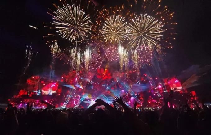 Tomorrowland-Brazil-2025-2-700×450