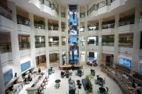 Turning a Glass Façade into a Digital Centrepiece at Les Roches Abu Dhabi